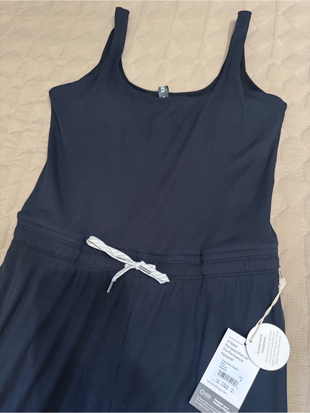 Vuori Pose Scoop Jumpsuit Black Medium NWT - Picture 7 of 11